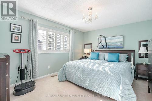 3604 Emery Drive, Mississauga, ON - Indoor Photo Showing Bedroom