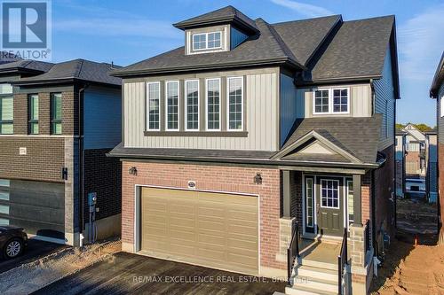 572 Balsam Poplar Street, Waterloo, ON - Outdoor