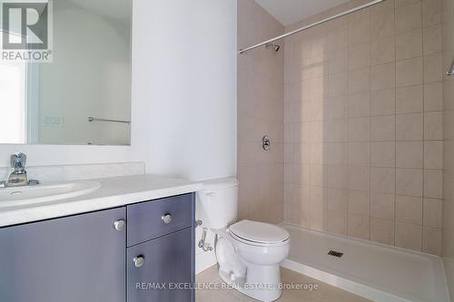 572 Balsam Poplar Street, Waterloo, ON - Indoor Photo Showing Bathroom