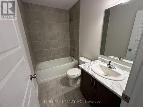 134 - 677 Park Road N, Brantford, ON - Indoor Photo Showing Bathroom