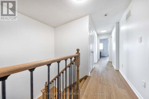 139 Maroon Drive, Richmond Hill, ON - Indoor Photo Showing Other Room