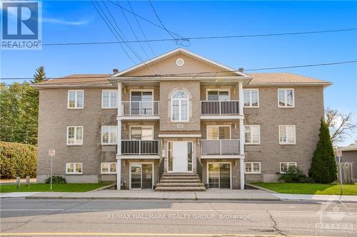 301 - 1005 Laurier Street, Clarence-Rockland, ON - Outdoor With Balcony With Facade