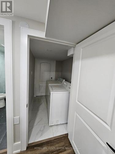 221 Acton Basement Apt Avenue, Toronto, ON - Indoor Photo Showing Laundry Room