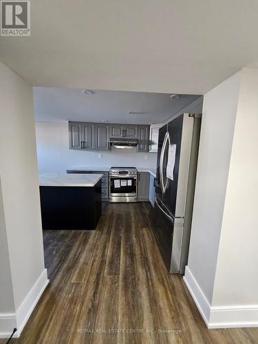 221 Acton Basement Apt Avenue, Toronto, ON - Indoor Photo Showing Kitchen