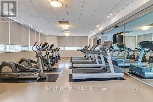 1706 - 25 Broadway Avenue, Toronto, ON - Indoor Photo Showing Gym Room