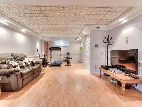 Family room - 284 Rue Janvier, Laval (Fabreville), QC - Indoor