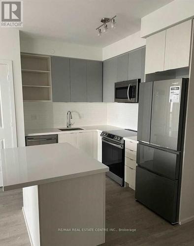 1710 - 4699 Glen Erin Drive, Mississauga, ON - Indoor Photo Showing Kitchen With Stainless Steel Kitchen With Upgraded Kitchen