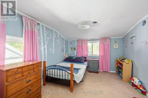 17 Palm Street, St. Thomas, ON - Indoor Photo Showing Bedroom