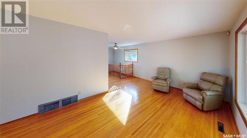 221 Lorne Street, Regina, SK - Indoor Photo Showing Other Room