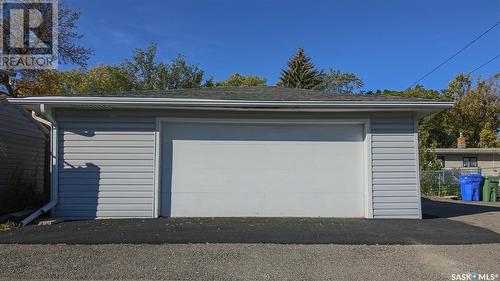 221 Lorne Street, Regina, SK - Outdoor With Exterior