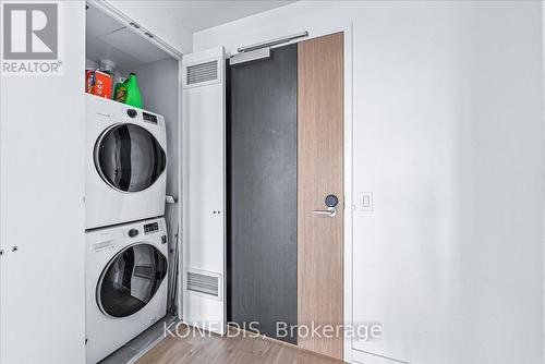 1704 - 48 Power Street, Toronto, ON - Indoor Photo Showing Laundry Room