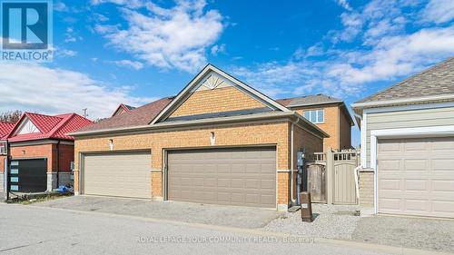 13 Ladywood Court, Markham, ON - Outdoor