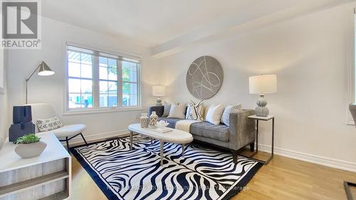 13 Ladywood Court, Markham, ON - Indoor Photo Showing Living Room