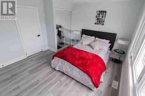 82 Shelby Avenue, Hamilton, ON - Indoor Photo Showing Bedroom