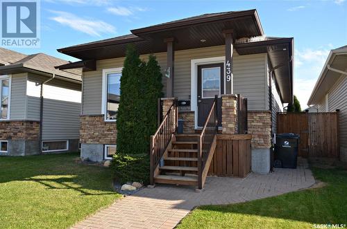 439 Coad Manor, Saskatoon, SK - Outdoor