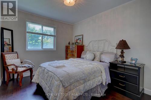 40 - 2001 Bonnymede Drive, Mississauga, ON - Indoor Photo Showing Bedroom