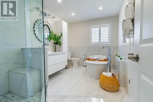 118 Colbeck Drive, Welland, ON - Indoor Photo Showing Bathroom