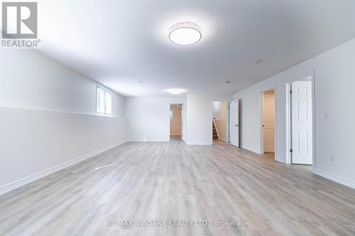 118 Colbeck Drive, Welland, ON - Indoor Photo Showing Other Room