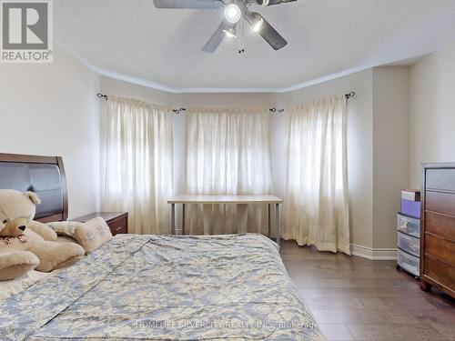 4 Farad Court, Brampton, ON - Indoor Photo Showing Bedroom