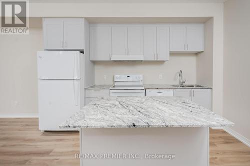 Gl 02 - 50 Herrick Avenue, St. Catharines, ON - Indoor Photo Showing Kitchen