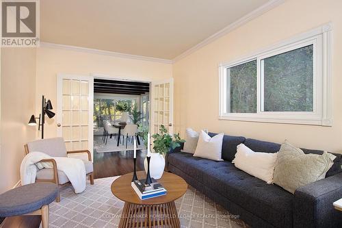 165 Thomas Street, St. Marys (21 - St. Marys), ON - Indoor Photo Showing Living Room