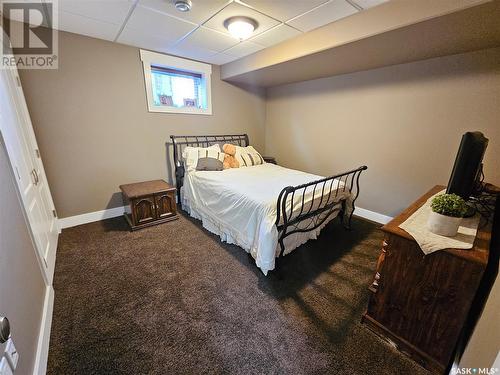 21 Arlington Avenue, Moose Jaw, SK - Indoor Photo Showing Bedroom