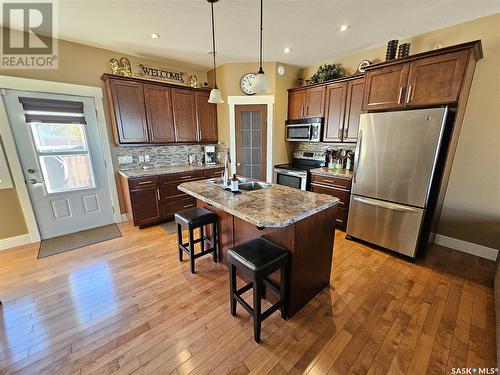 21 Arlington Avenue, Moose Jaw, SK - Indoor Photo Showing Kitchen With Stainless Steel Kitchen With Double Sink