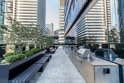 1304 - 55 Charles Street E, Toronto, ON - Outdoor