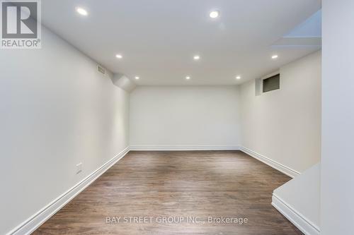 90 Avondale Avenue, Toronto, ON - Indoor Photo Showing Other Room