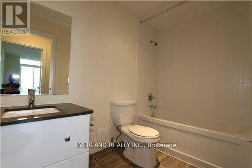 617W - 565 Wilson Avenue, Toronto, ON - Indoor Photo Showing Bathroom