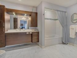 Ensuite bathroom - 