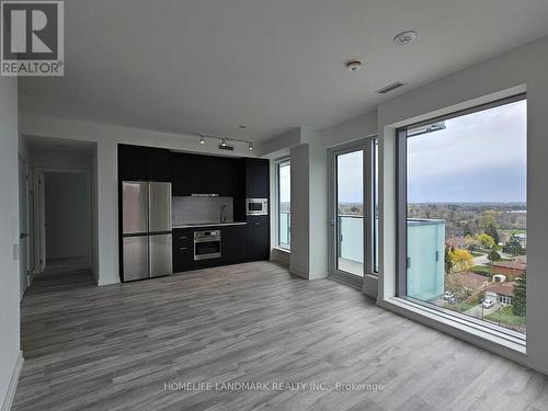 S1006 - 8 Olympic Garden Drive, Toronto, ON - Indoor Photo Showing Kitchen