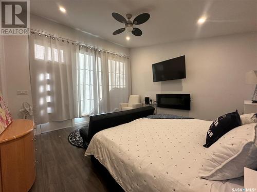 118 Eugene Drive, Sandy Beach, SK - Indoor Photo Showing Bedroom