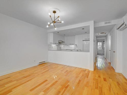 Vue d'ensemble - 2577 Rue St-Émile, Montréal (Mercier/Hochelaga-Maisonneuve), QC - Indoor Photo Showing Kitchen