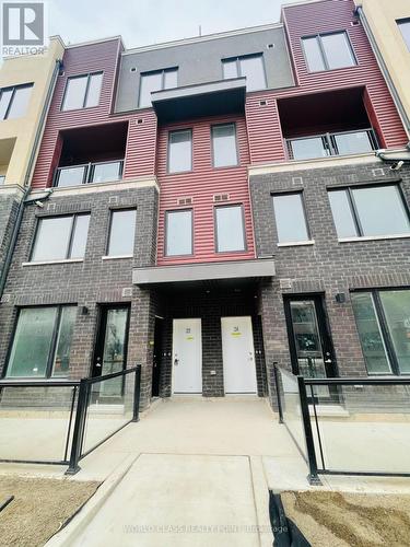 25 - 3546 Colonial Drive, Mississauga, ON - Outdoor