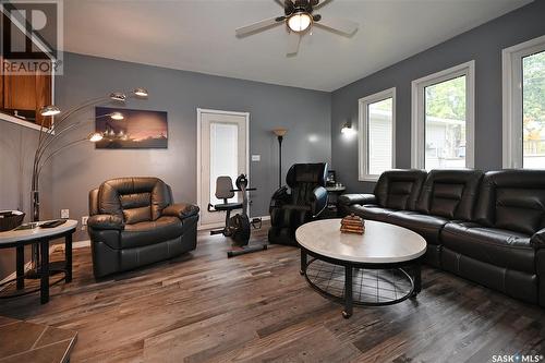 1510 Thorn Crescent, Estevan, SK - Indoor Photo Showing Living Room