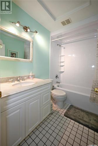 1510 Thorn Crescent, Estevan, SK - Indoor Photo Showing Bathroom