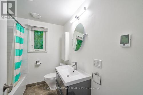 418 Davenport Road, Toronto, ON - Indoor Photo Showing Bathroom