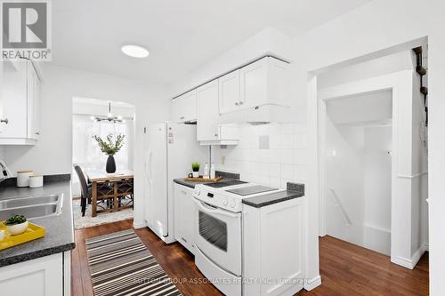 670 Grandview Drive, Oshawa, ON - Indoor Photo Showing Kitchen