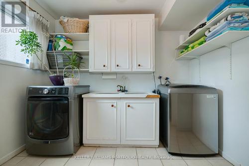 3557 Silverplains Drive, Mississauga, ON - Indoor Photo Showing Laundry Room