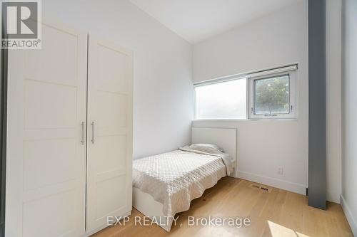 561 Arlington Avenue, Toronto, ON - Indoor Photo Showing Bedroom