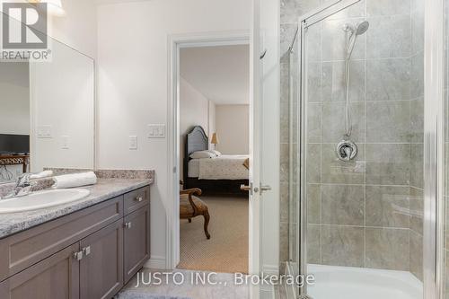 105 Chamomile Drive, Hamilton, ON - Indoor Photo Showing Bathroom