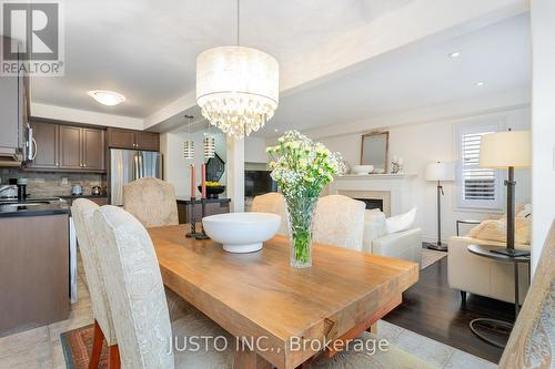 105 Chamomile Drive, Hamilton, ON - Indoor Photo Showing Dining Room