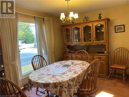 512 21St Avenue, Hanover, ON - Indoor Photo Showing Dining Room