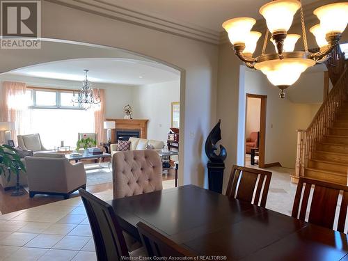 380 Shoreview Circle, Windsor, ON - Indoor Photo Showing Dining Room