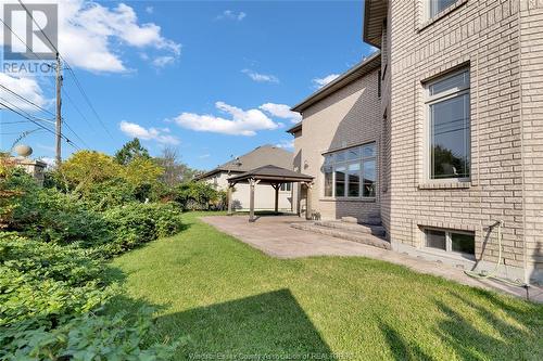 380 Shoreview Circle, Windsor, ON - Outdoor