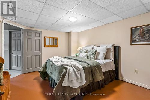 51 Silverbrook Drive, London, ON - Indoor Photo Showing Bedroom