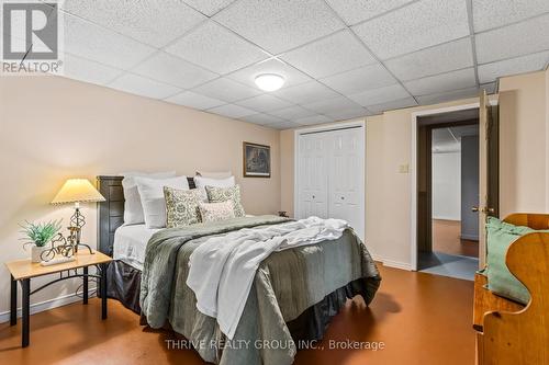 51 Silverbrook Drive, London, ON - Indoor Photo Showing Bedroom