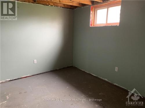 548 Highway 15, Leeds And Grenville, ON - Indoor Photo Showing Basement