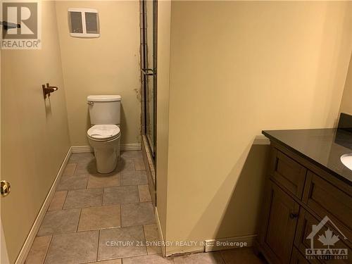 548 Highway 15, Rideau Lakes, ON - Indoor Photo Showing Bathroom